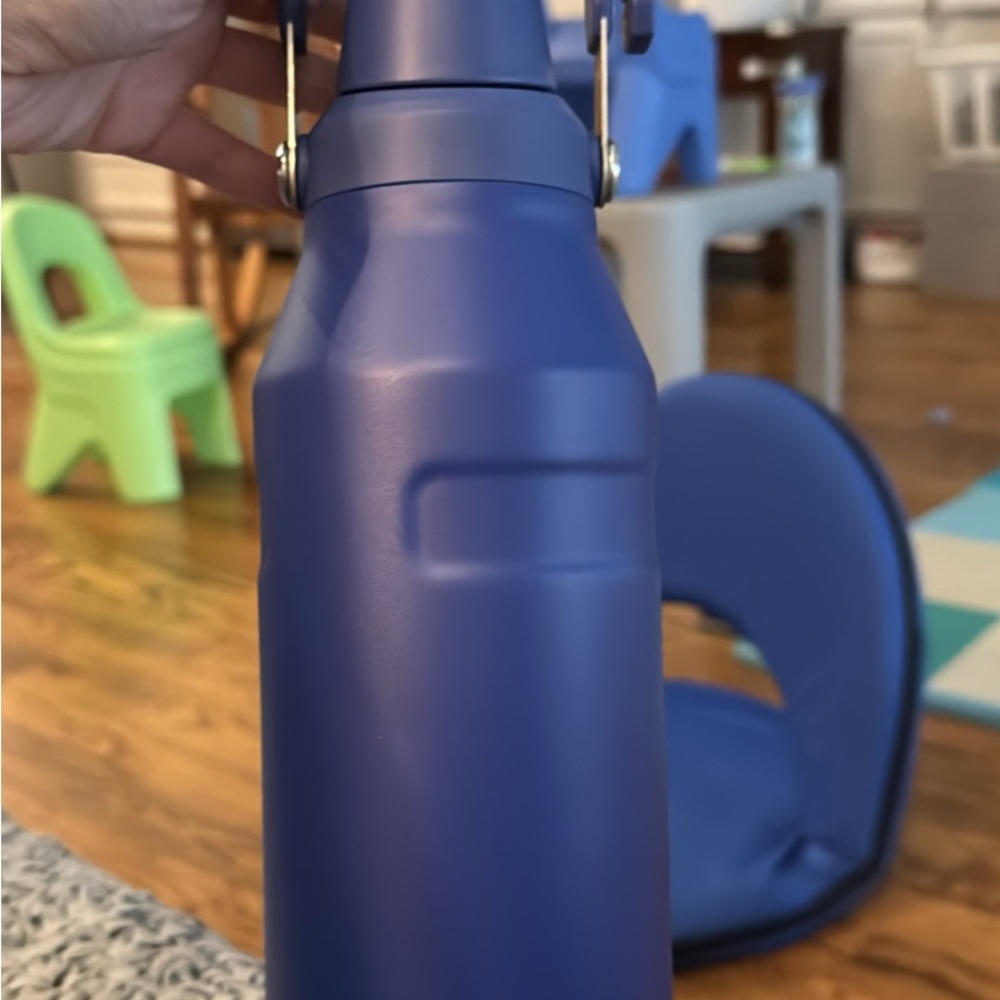Stanley Matte Navy Blue Insulated Bottle